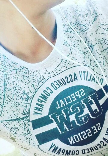 Naim (@naim714) — my photo № 1