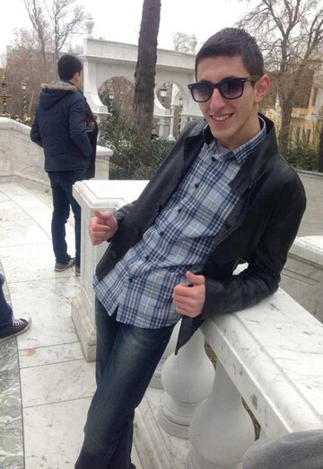 Elmar (@elmar762) — my photo № 1