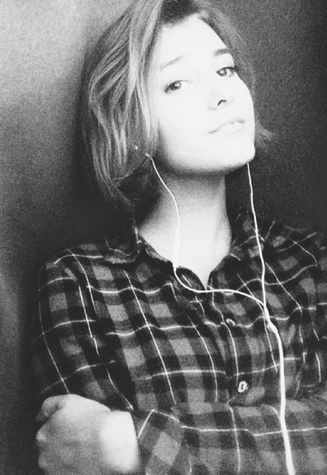 Elena (@elena271767) — my photo № 1